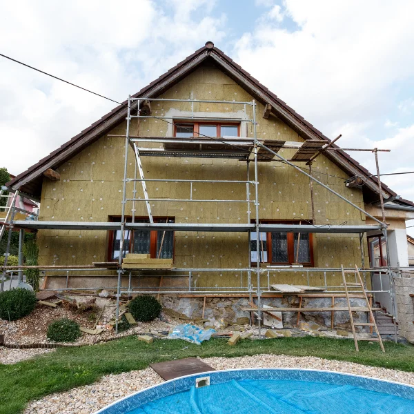 A picture showing restoration construction of a home in Arizona.